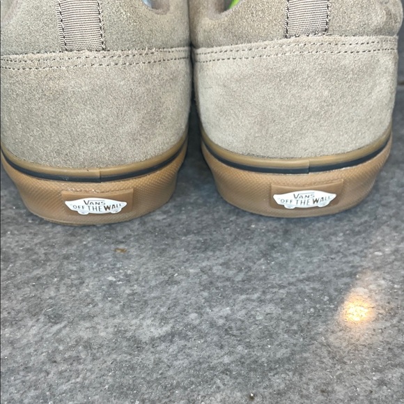 Vans Men's Green Suede Sneakers - Picture 5 of 9